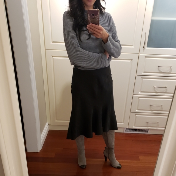 💖HOST PICK💖 Suede and patent cap-toe Tall - Picture 2 of 5